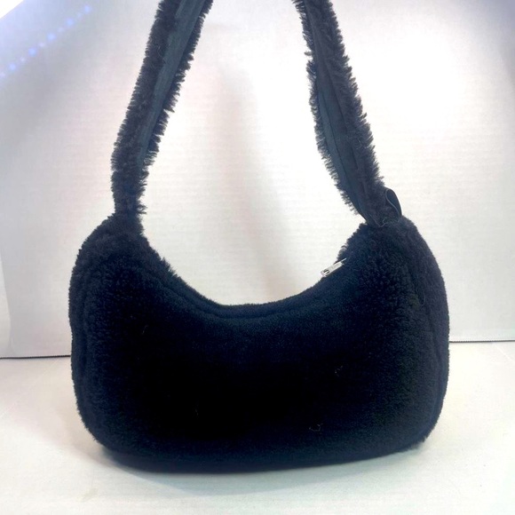 BNWT Yves Salomon Genuine Shearling Shoulder Bag PRICE FIRM NO DISCOUNTS! - Picture 5 of 15